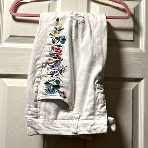 PLUS 16W Women’s White Embroidered Jeans